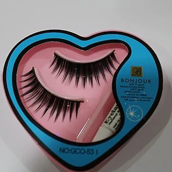 False Eyelash With Glue